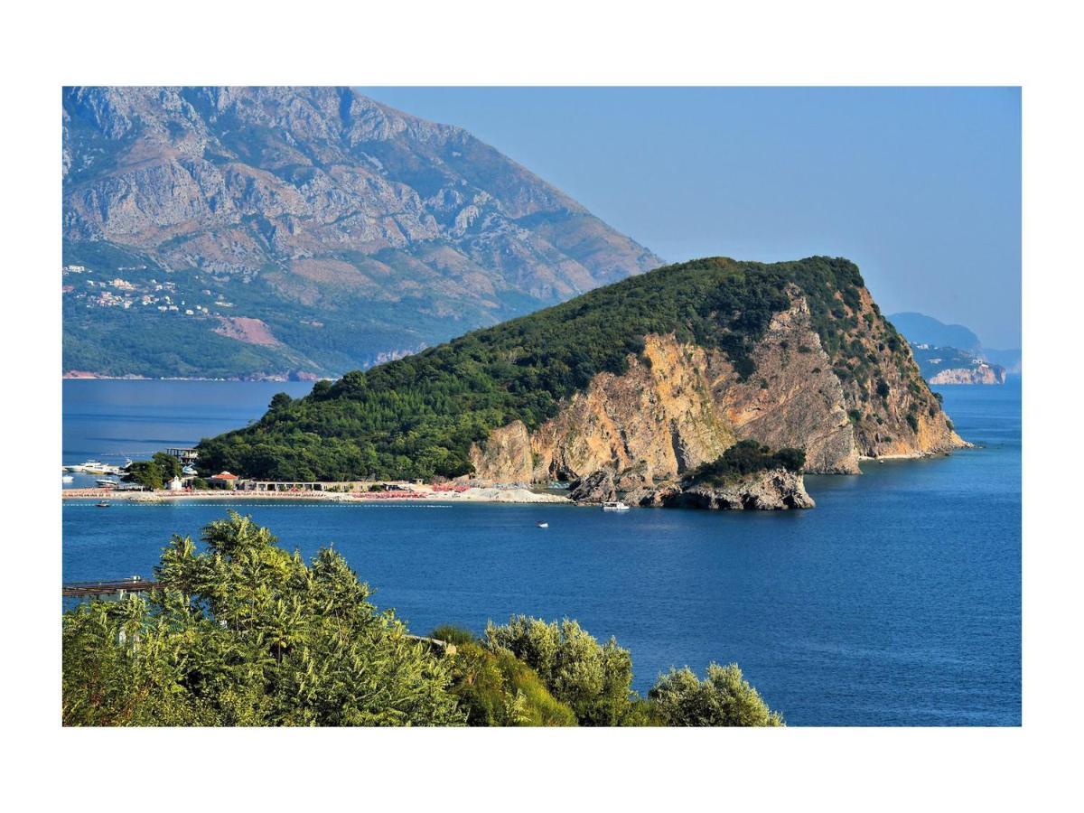 Montelux Apartments Budva Exterior foto