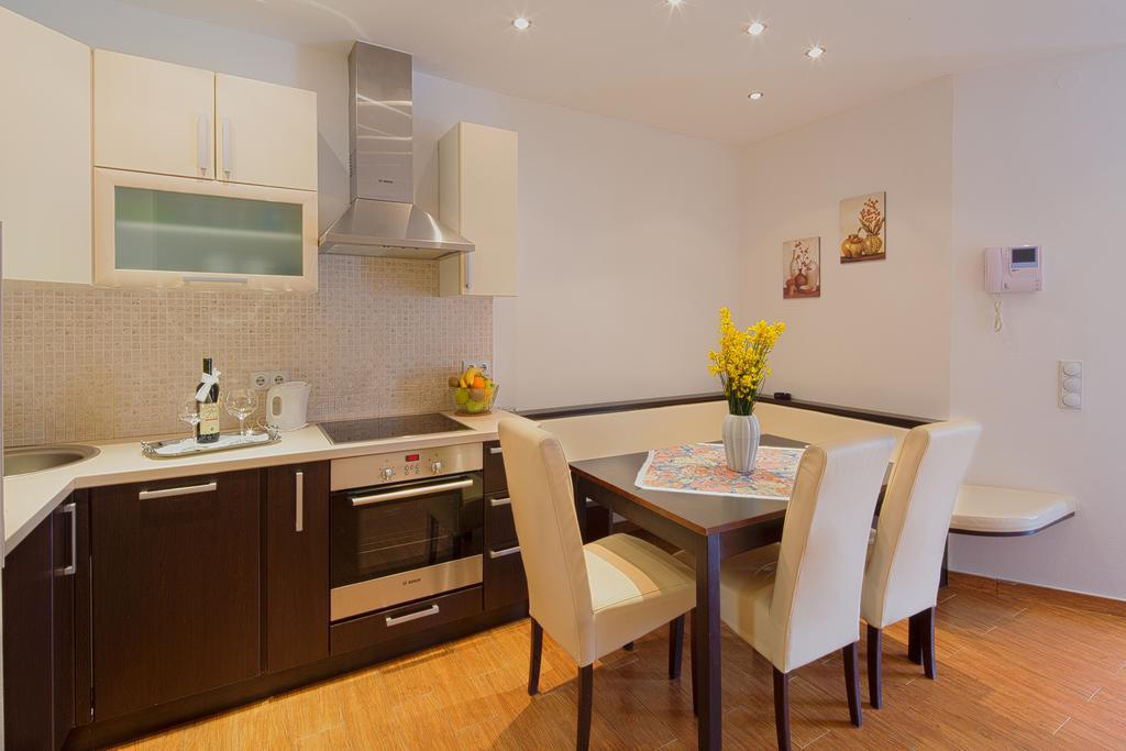 Montelux Apartments Budva Quarto foto