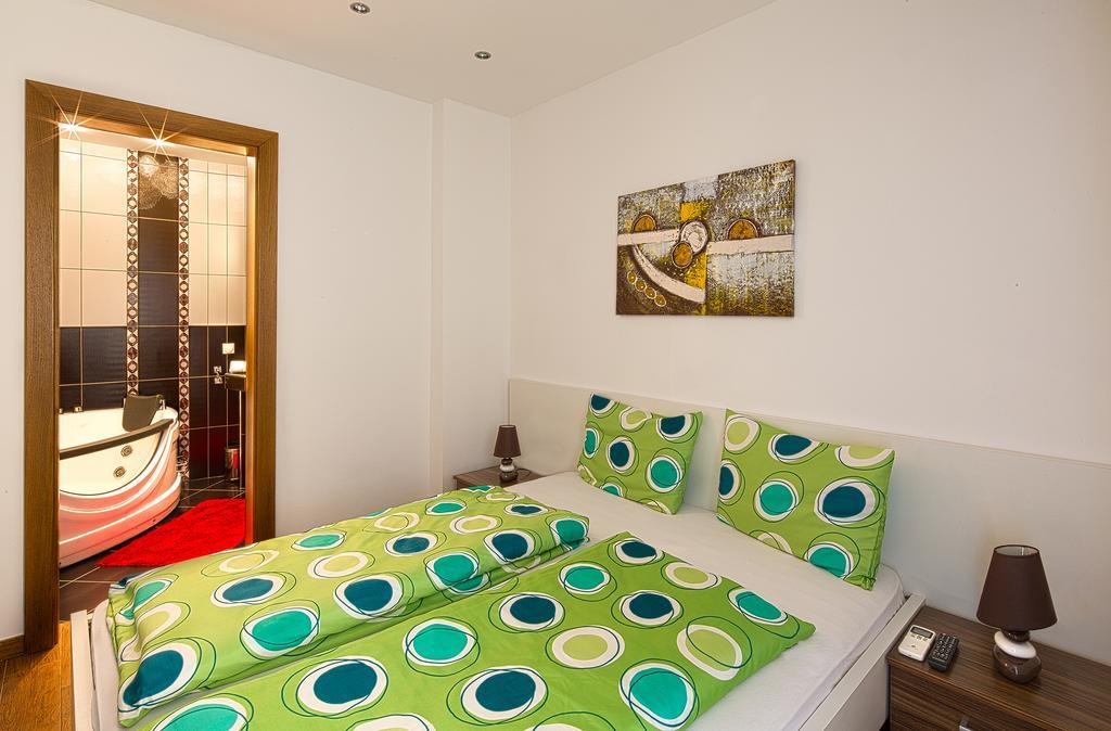 Montelux Apartments Budva Quarto foto