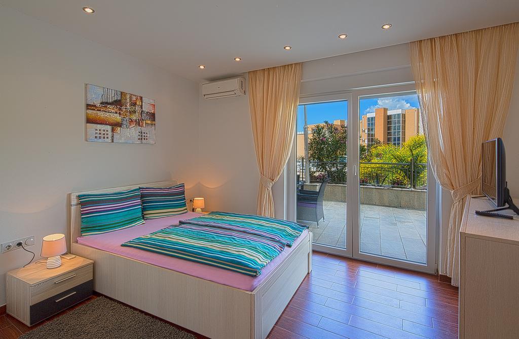 Montelux Apartments Budva Quarto foto