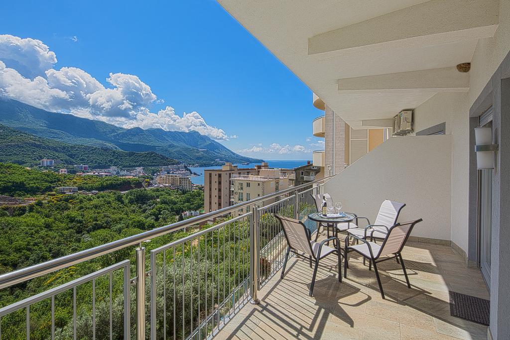 Montelux Apartments Budva Quarto foto