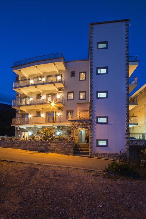 Montelux Apartments Budva Quarto foto