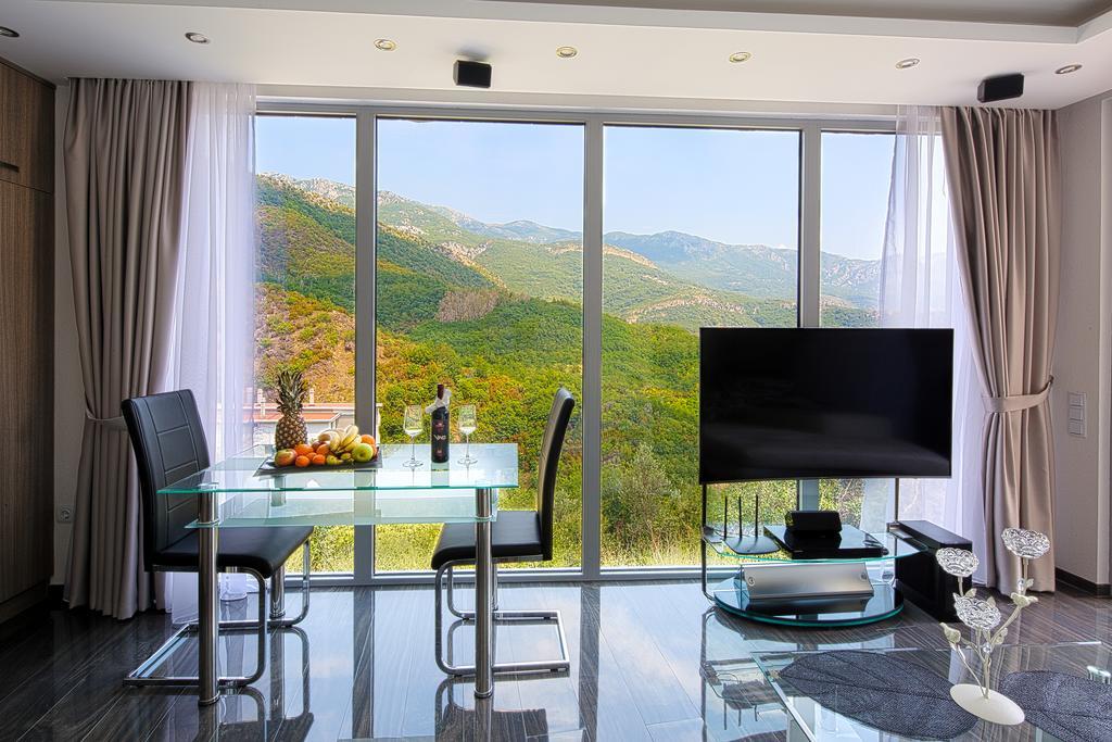 Montelux Apartments Budva Exterior foto