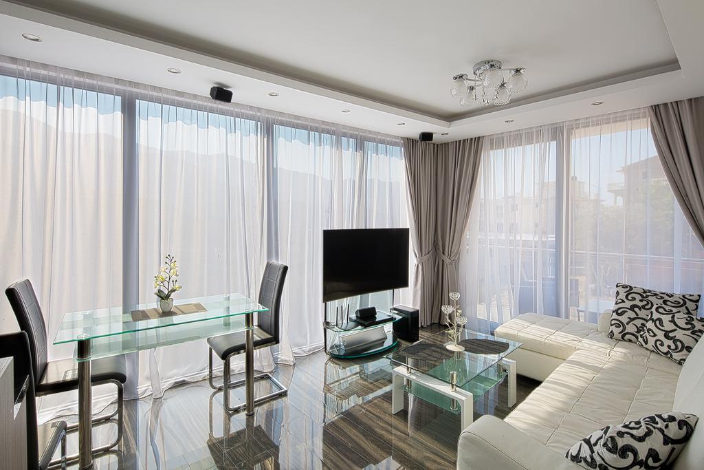 Montelux Apartments Budva Exterior foto