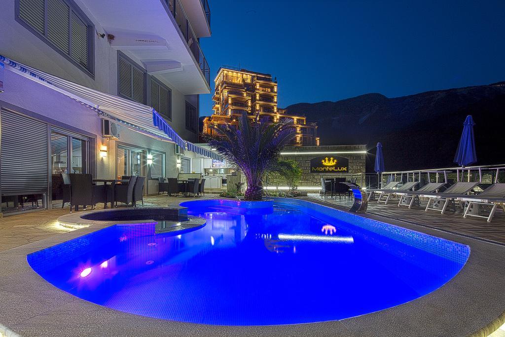 Montelux Apartments Budva Exterior foto