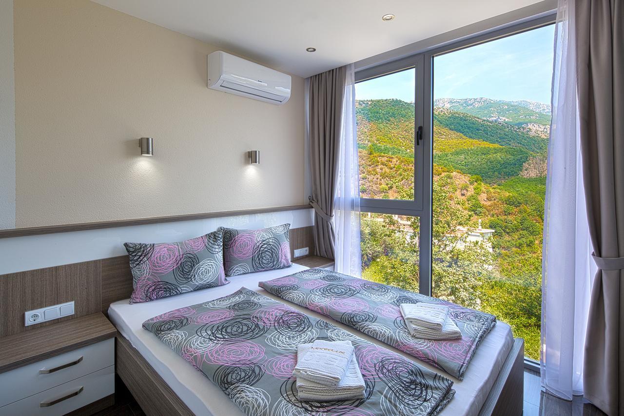 Montelux Apartments Budva Exterior foto